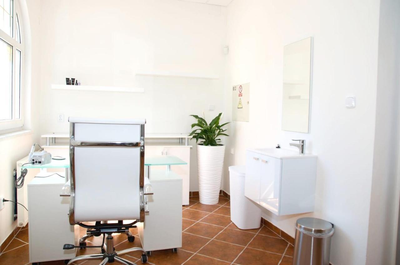 Grandlux Villa & Spa تبليتسه المظهر الخارجي الصورة
